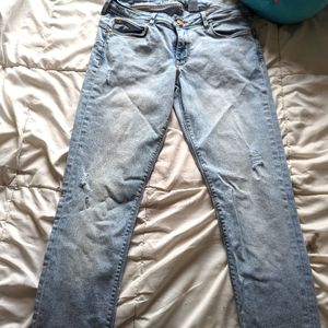 H&M light denim jeggings in size 6